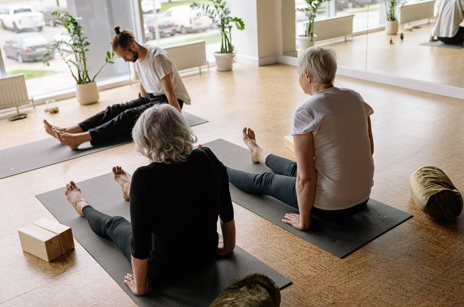how yoga can benefit you at any age